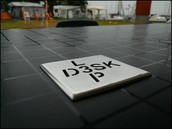 http://www.l3p.nl/files/Hardware/Deskmod/Progress/550px/P1030662%20%5B550x%5D.JPG